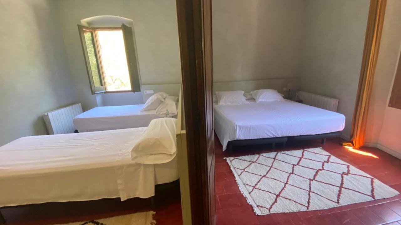 Hostal De Bianya La Vall de Bianya Kültér fotó