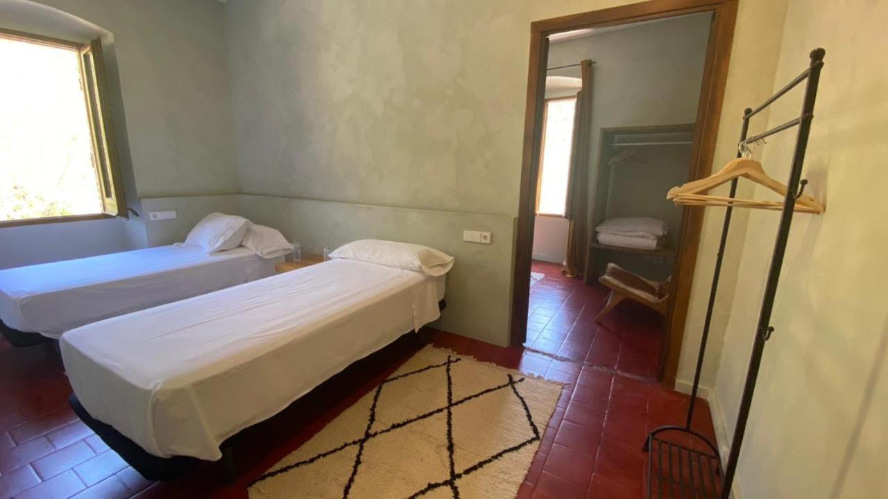 Hostal De Bianya La Vall de Bianya Kültér fotó